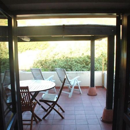 Nice Apartments In Waterfront Villa In Bosa Porto Alabe 特雷斯努拉吉斯 外观 照片